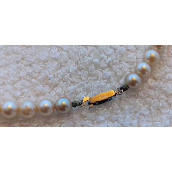 Vintage Signed Japan 6 mm Glass Pearl Necklace 16 in Silvertone Clasp - Picture 8 of 8